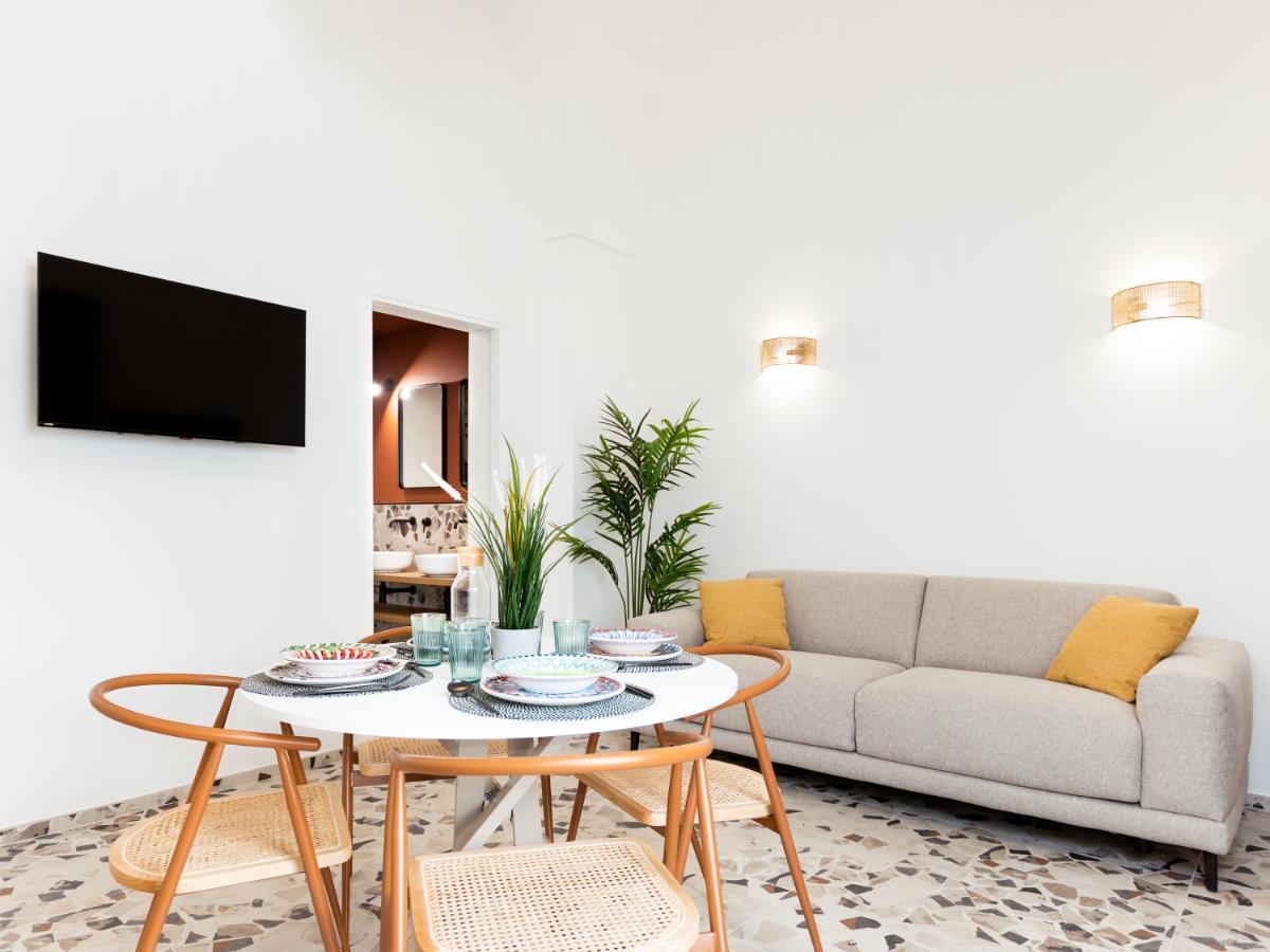 Cally Suite Room Martina Franca Exteriör bild